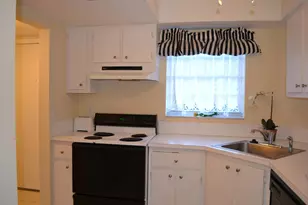 18081 SE Country Club Dr Unit #34 335, Jupiter, FL 33469 - Photo 5