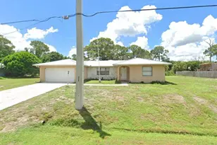 250 SE Walters Terrace, Port Saint Lucie, FL 34983 - Photo 17