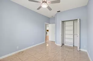 3162 Via Poinciana, Lake Worth, FL 33467 - Photo 37