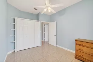 3162 Via Poinciana, Lake Worth, FL 33467 - Photo 33