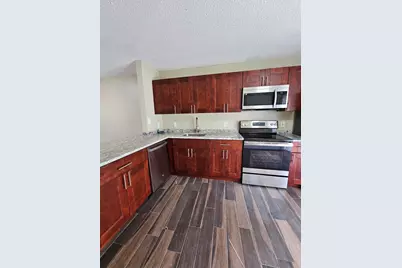 4876 Orleans Court, Unit #B, Haverhill, FL 33415 - Photo 5