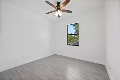 1580 W 32nd Street, Riviera Beach, FL 33404 - Photo 17