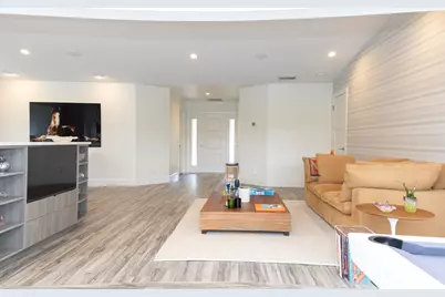 2291 Las Casitas Drive, Wellington, FL 33414 - Photo 13