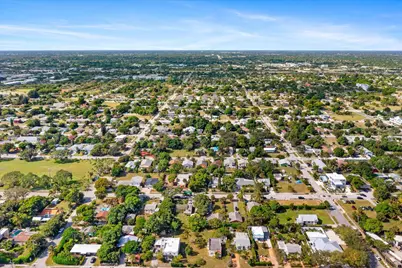 212 SW 2nd Avenue, Delray Beach, FL 33444 - Photo 17
