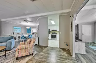 7526 SE Independence Ave, Hobe Sound, FL 33455 - Photo 5