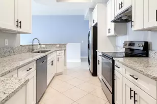 10560 SW Stephanie Way, Port Saint Lucie, FL 34987 - Photo 5