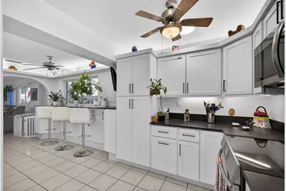 9520 Birmingham Drive, Palm Beach Gardens, FL 33410 - Photo 17