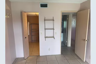 500 Village Green Circle W, Unit #212, Palm Springs, FL 33461 - Photo 13