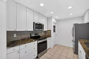 1242 N Harbor Dr, Singer Island, FL 33404 - Photo 21