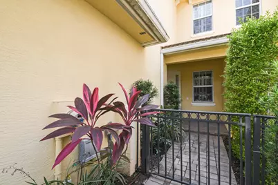 4644 Cadiz Circle, Palm Beach Gardens, FL 33418 - Photo 3