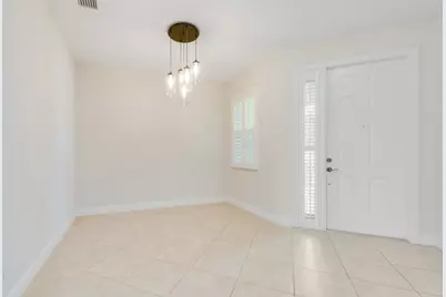 4644 Cadiz Circle, Palm Beach Gardens, FL 33418 - Photo 9