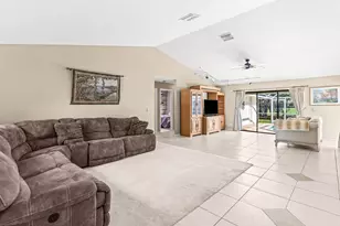 17294 Lake Park Rd, Boca Raton, FL 33487 - Photo 9