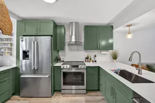 237 City View Dr, Fort Lauderdale, FL 33311 - Photo 13