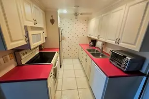 4074 Cornwall D, Boca Raton, FL 33434 - Photo 3