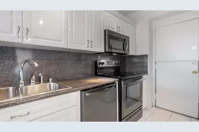 3475 S Ocean Boulevard, Unit #5140, Palm Beach, FL 33480 - Photo 11