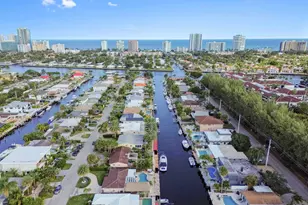 2576 SE 14th St, Pompano Beach, FL 33062 - Photo 3