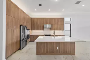 8254 Royal County Down Rd, Boca Raton, FL 33434 - Photo 5