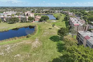 7300 Lake Cir Dr, Margate, FL 33063 - Photo 37