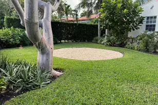 1219 N Lakeside Dr, Lake Worth Beach, FL 33460 - Photo 3