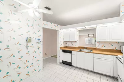 8248 Summerbreeze Lane, Boca Raton, FL 33496 - Photo 11