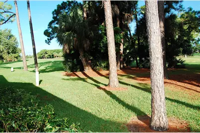 120 Old Meadow Way, Palm Beach Gardens, FL 33418 - Photo 5