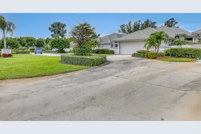 201 Orange Tree Drive, Atlantis, FL 33462 - Photo 3