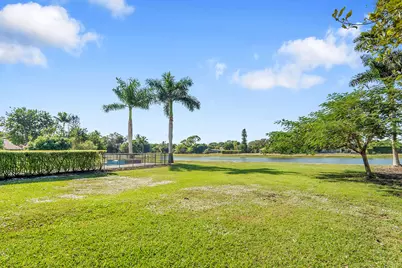 8631 Steeplechase Drive, Palm Beach Gardens, FL 33418 - Photo 35