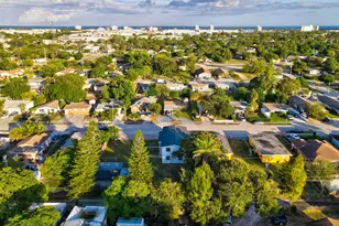 122 SW 8th Ave, Delray Beach, FL 33444 - Photo 11