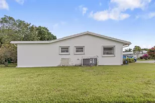 7110 NW 73rd Ave, Tamarac, FL 33321 - Photo 35