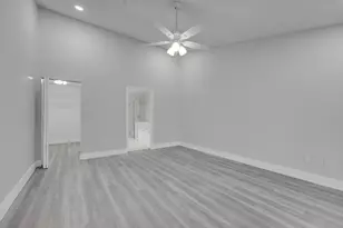 13048 Meadowbreeze Dr, Wellington, FL 33414 - Photo 11