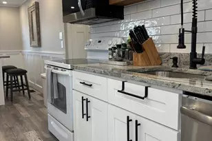 2 Jasmine Ln, Port Saint Lucie, FL 34952 - Photo 5