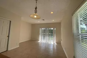 5219 Palmbrooke Cir, West Palm Beach, FL 33417 - Photo 17