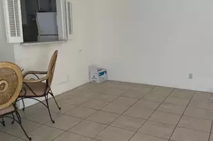 233 Norwich J, West Palm Beach, FL 33417 - Photo 3