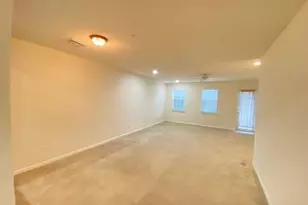 221 Greenwich Cir, Jupiter, FL 33458 - Photo 9