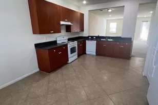 221 Greenwich Cir, Jupiter, FL 33458 - Photo 5