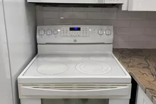 399 Sheffield Q, West Palm Beach, FL 33417 - Photo 7