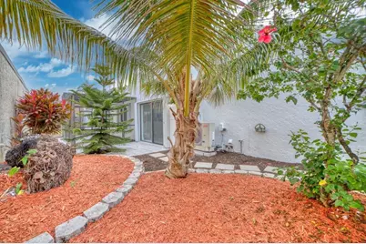 905 NW 22nd Avenue, Delray Beach, FL 33445 - Photo 29