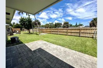 3531 Burma Court, Palm Beach Gardens, FL 33403 - Photo 5