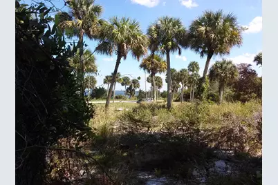 10609 S Indian River S Drive, Fort Pierce, FL 34982 - Photo 3