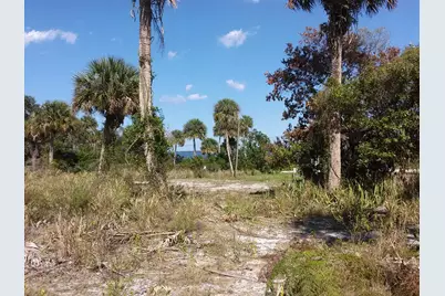 10609 S Indian River S Drive, Fort Pierce, FL 34982 - Photo 11