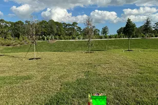 10501 NW Suncrest Lp, Port Saint Lucie, FL 34987 - Photo 11