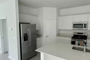 10468 NW Suncrest Lp, Port Saint Lucie, FL 34987 - Photo 7