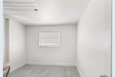 1882 SW 17th Avenue, Miami, FL 33145 - Photo 15
