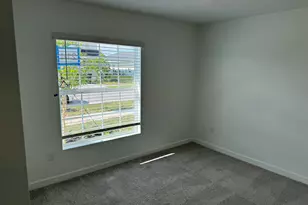 10445 NW Suncrest Lp, Port Saint Lucie, FL 34987 - Photo 11