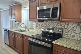 3237 Scarlet Tanager Ct, Port Saint Lucie, FL 34952 - Photo 3