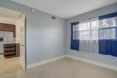 9851 Sandlfoot Boulevard, Unit #207, Boca Raton, FL 33428 - Photo 13