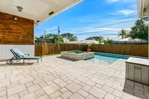 8120 SE Crossrip St, Hobe Sound, FL 33455 - Photo 25