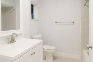 965 Manor Dr, Palm Springs, FL 33461 - Photo 13