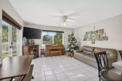 9232 NW 55th Street, Sunrise, FL 33351 - Photo 9