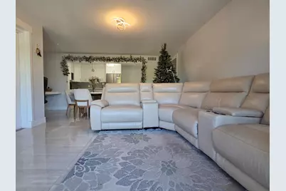 1115 Green Pine Boulevard, Unit #D2, West Palm Beach, FL 33409 - Photo 5